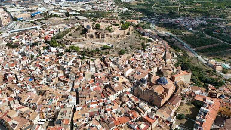 Vista aérea del casco histórico de Onda